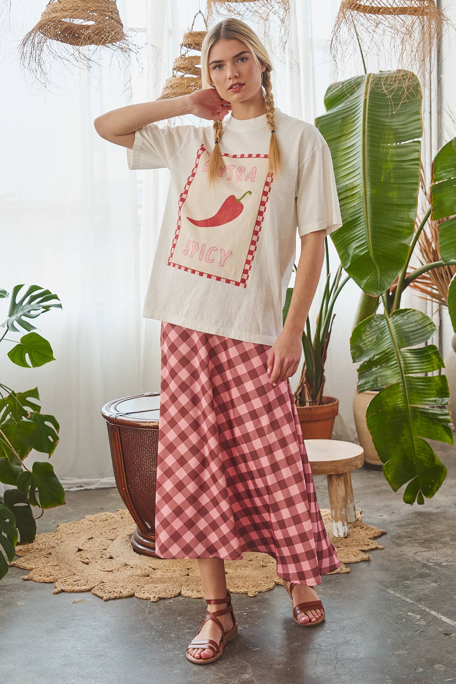 EXTRA SPICY CHILI PEPPER CHECKERBOARD GRAPHIC TEE