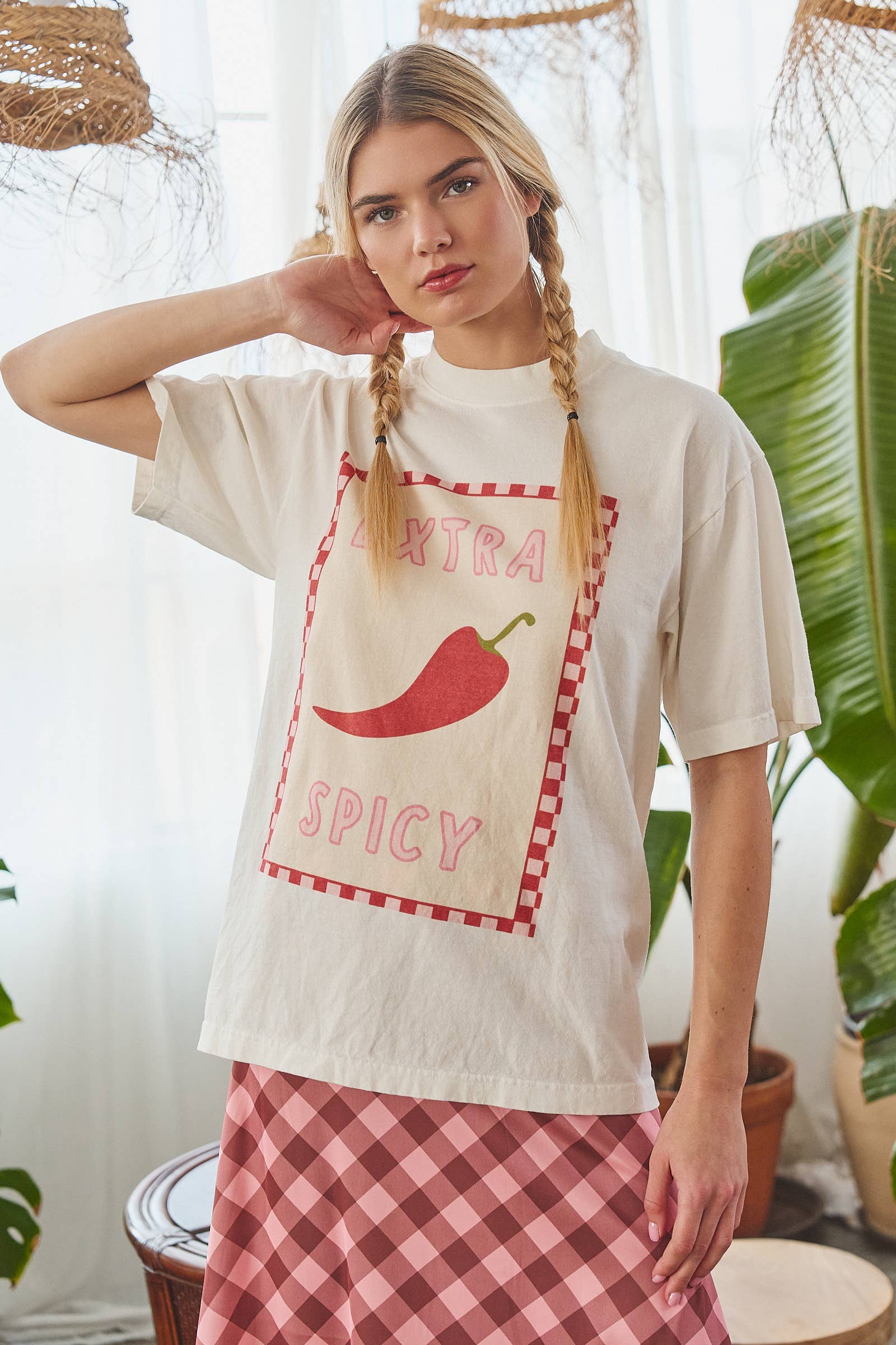 EXTRA SPICY CHILI PEPPER CHECKERBOARD GRAPHIC TEE